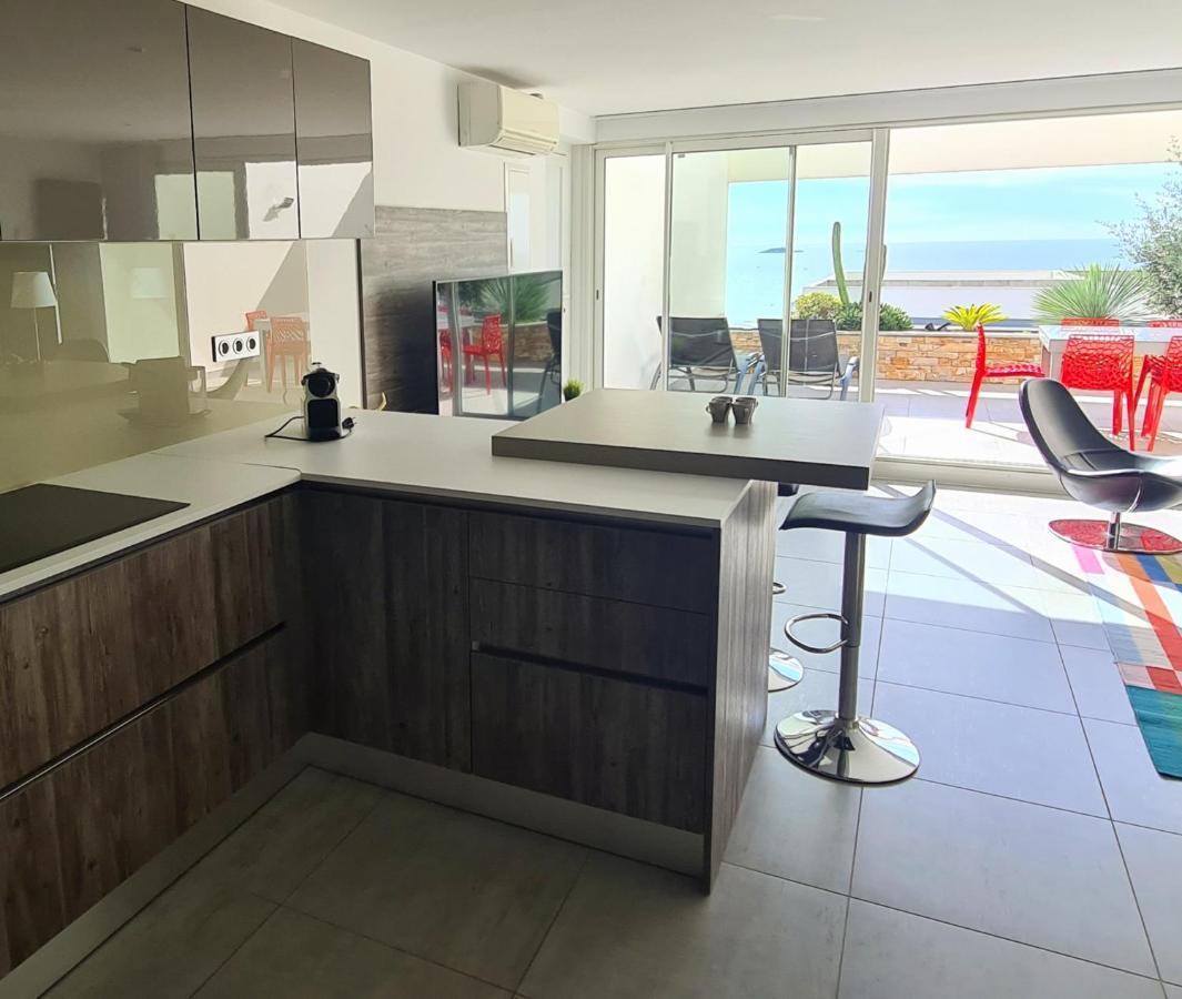 Magnifique Appartement Vue Mer - Grande Terrasse Et Piscine Bandol Exterior photo